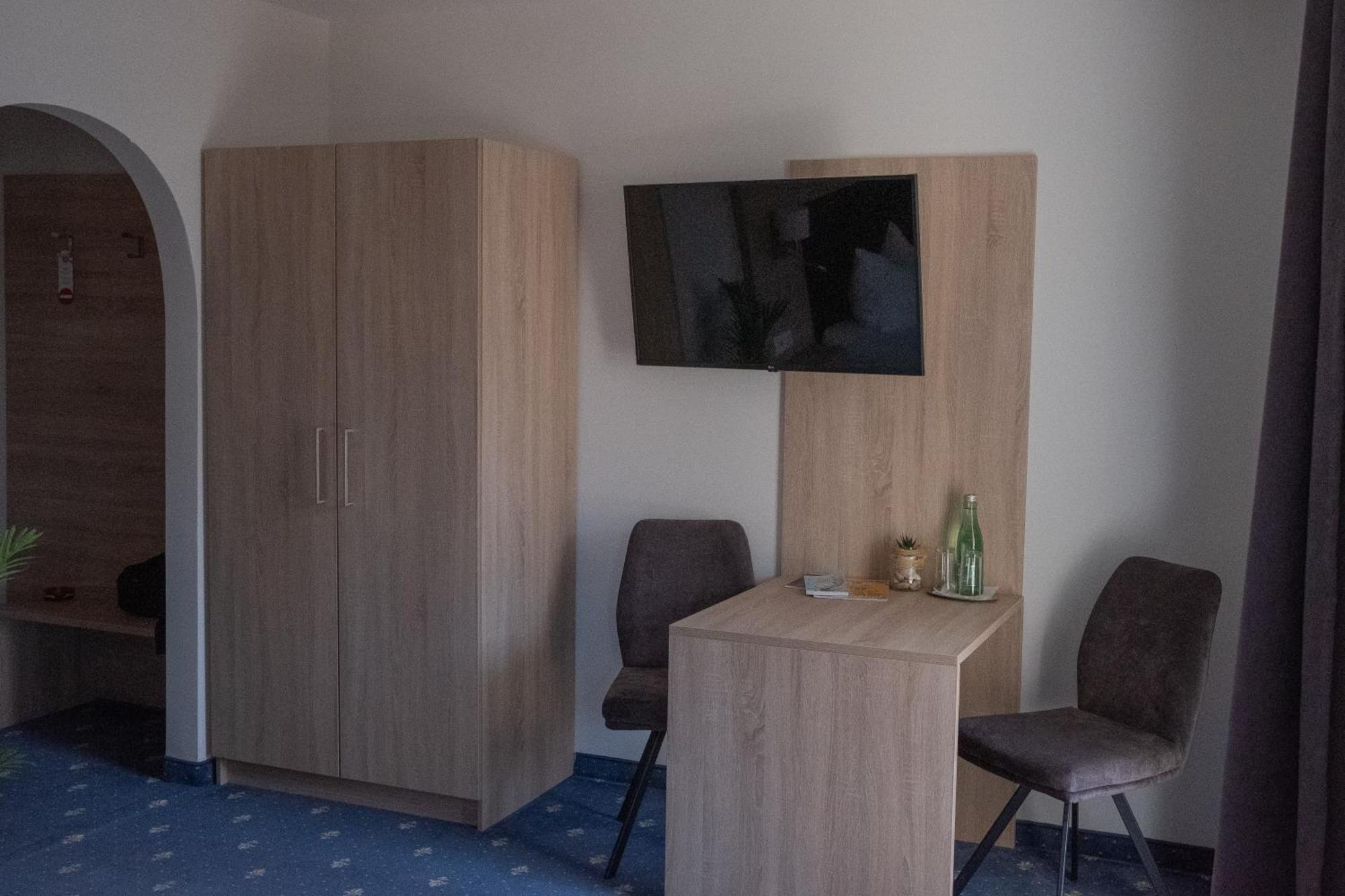 Hotel Am Greiner Rust Extérieur photo